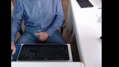 Snapshot of dutchpornking2 chatting on 4, 10, 2025 dutchpornking2 online show from 4, 10, 2025