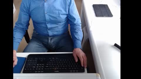 Snapshot of dutchpornking2 chatting on 31, 10, 2025 dutchpornking2 online show from 31, 10, 2025