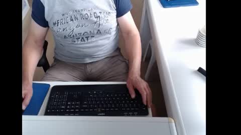 dutchpornking2 online show from 23, 7, 2026