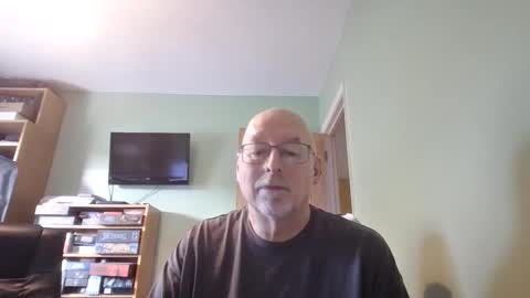 Snapshot of dutchunclejohn chatting on 28, 11, 2025 DutchUncleJohn online show from 28, 11, 2025