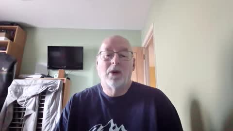 Snapshot of dutchunclejohn chatting on 3, 3, 2026 DutchUncleJohn online show from 3, 3, 2026