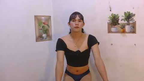 dy_namite online show from 28, 4, 2026