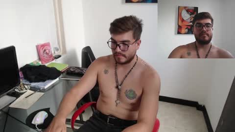 Snapshot of dylanhot10 chatting on 3, 12, 2024 dylanhot10 online show from 3, 12, 2024