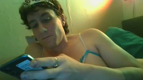 Snapshot of dylanjowelch chatting on 27, 12, 2024 Aurora online show from 27, 12, 2024