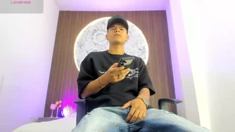 dylanroyce_ online show from 20, 4, 2026