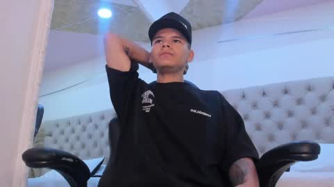 dylanroyce_ online show from 26, 4, 2026