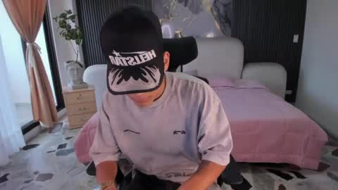 dylanroyce_ online show from 27, 4, 2026