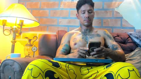 D Y L A N online show from 6, 2, 2025