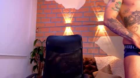 D Y L A N online show from 4, 2, 2026