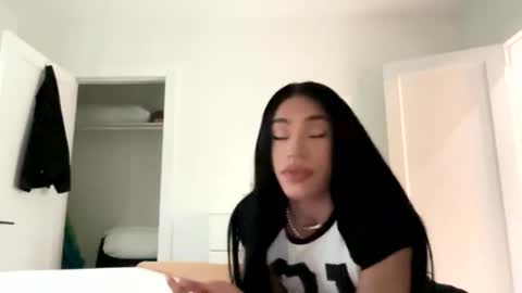 Snapshot of dynasty313 chatting on 11, 1, 2026 Dynasty online show from 11, 1, 2026