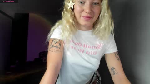 fansly - yourbestbaby online show from 22, 12, 2024