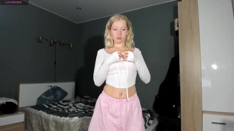 fansly - yourbestbaby online show from 12, 3, 2025