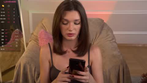 Snapshot of e_vvv_a chatting on 14, 9, 2025 Eva online show from 14, 9, 2025