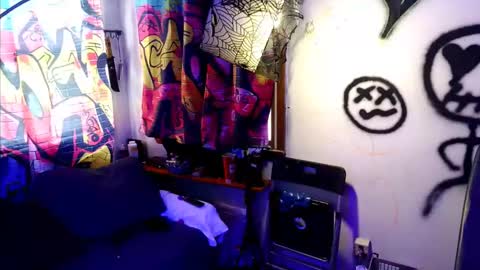 Kryztal Klear Jaxx online show from 8, 12, 2024