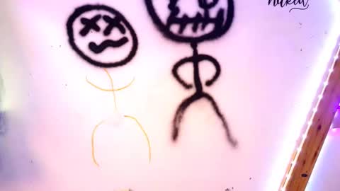 Kryztal Klear Jaxx online show from 8, 12, 2024