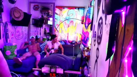 Kryztal Klear Jaxx online show from 6, 1, 2025