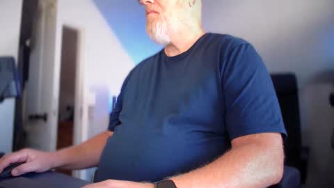 Mark online show from 11, 9, 2025