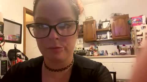 easyednem528280 online show from 22, 10, 2025