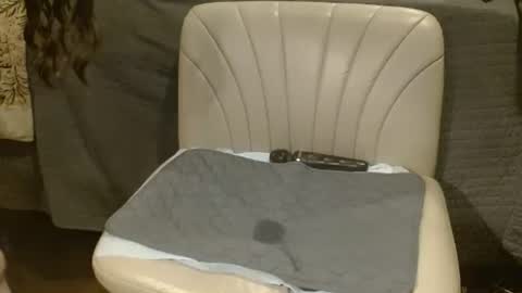 Snapshot of eatme_six9 chatting on 6, 3, 2026 Six online show from 6, 3, 2026