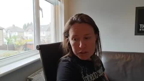 Nadia Ferreira  online show from 11, 6, 2026