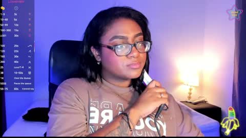 ebony__queen2 online show from 25, 6, 2026