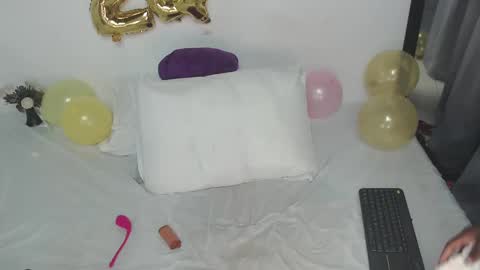 Snapshot of ebony_baby1 chatting on 3, 3, 2025 Baby online show from 3, 3, 2025