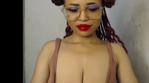 Snapshot of ebony_badgirl chatting on 19, 10, 2025 Ebony badgirl online show from 19, 10, 2025