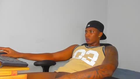 Snapshot of ebony_brandons chatting on 15, 2, 2025 Brandon online show from 15, 2, 2025