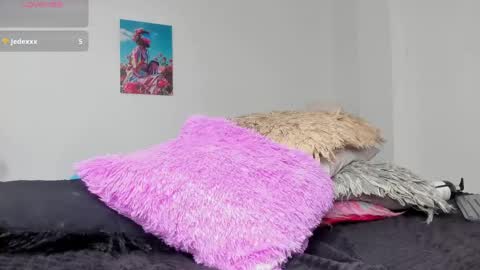 ebony_cute9 online show from 24, 4, 2026