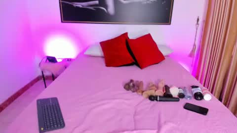 ebony_cuttee online show from 18, 7, 2026