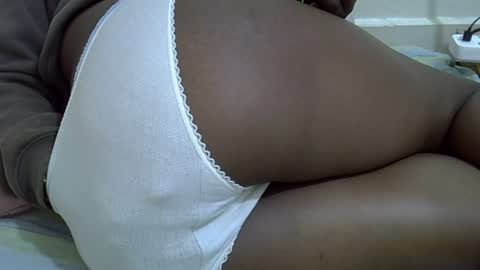 ebony_cuttey30 online show from 18, 6, 2026