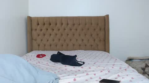 ebony_doll5 online show from 22, 6, 2026