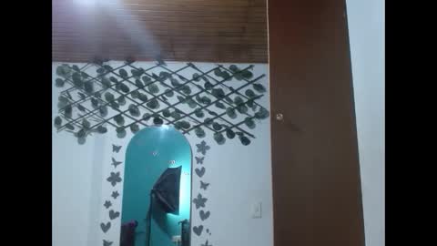 ebony_luna1 online show from 20, 4, 2026