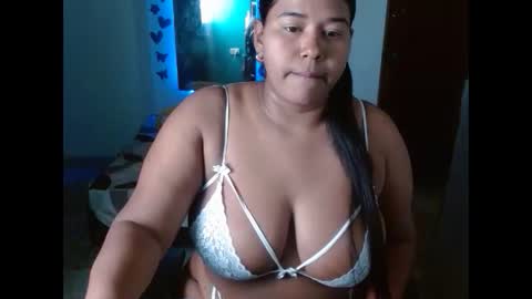 ebony_luna1 online show from 10, 6, 2026