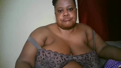 ebony_magixs online show from 6, 4, 2026