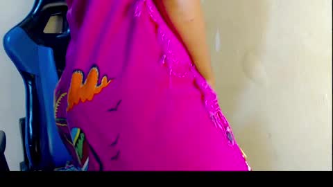 EBONY PETITE online show from 9, 2, 2025