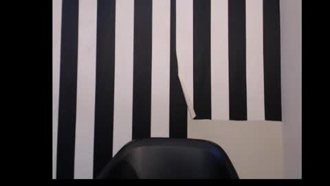 Queen online show from 15, 12, 2025