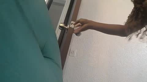 ebony_rizon online show from 27, 3, 2026