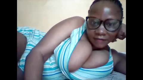 Snapshot of ebonybussy chatting on 9, 6, 2026 MAMITO online show from 9, 6, 2026