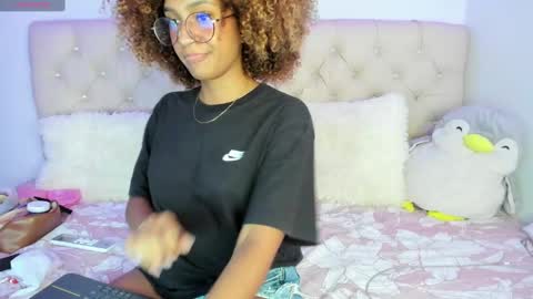 Queen Ebony online show from 10, 2, 2025