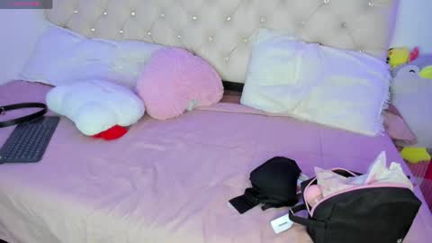 Queen Ebony online show from 24, 4, 2026