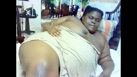 ebonyhotbuns4u2luv online show from 26, 2, 2025