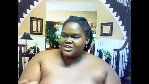 ebonyhotbuns4u2luv online show from 4, 3, 2025