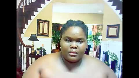 ebonyhotbuns4u2luv online show from 4, 3, 2025