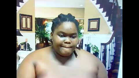 ebonyhotbuns4u2luv online show from 8, 3, 2025