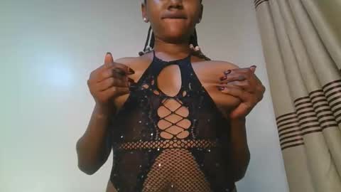 ebonyslut09 online show from 23, 4, 2026