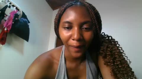 ebonyslut09 online show from 26, 6, 2026