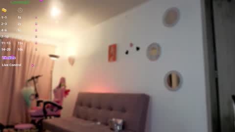 Snapshot of ecchi_sixxx chatting on 30, 11, 2025 Colette online show from 30, 11, 2025