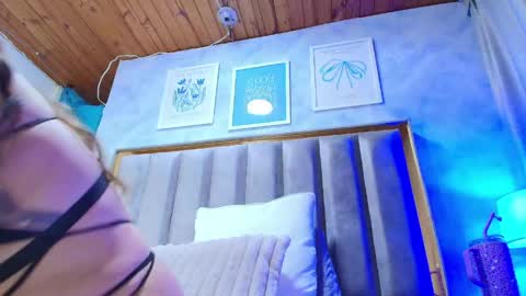 Snapshot of eda_bonne chatting on 4, 6, 2026 Edda online show from 4, 6, 2026