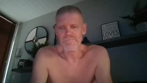 Snapshot of eddie4767 chatting on 8, 9, 2025 eddie4767 online show from 8, 9, 2025